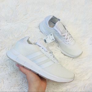 Adidas Swift Run X Cloud White